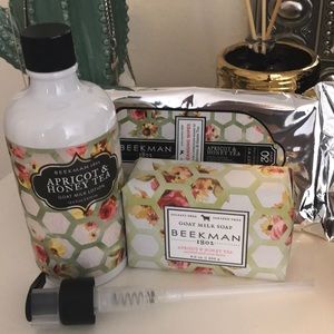 Goat milk: apricot and honey tea products